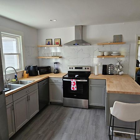 Private Single Level Standalone House Large Lot - 3 Bedrooms Шарлотт Экстерьер фото