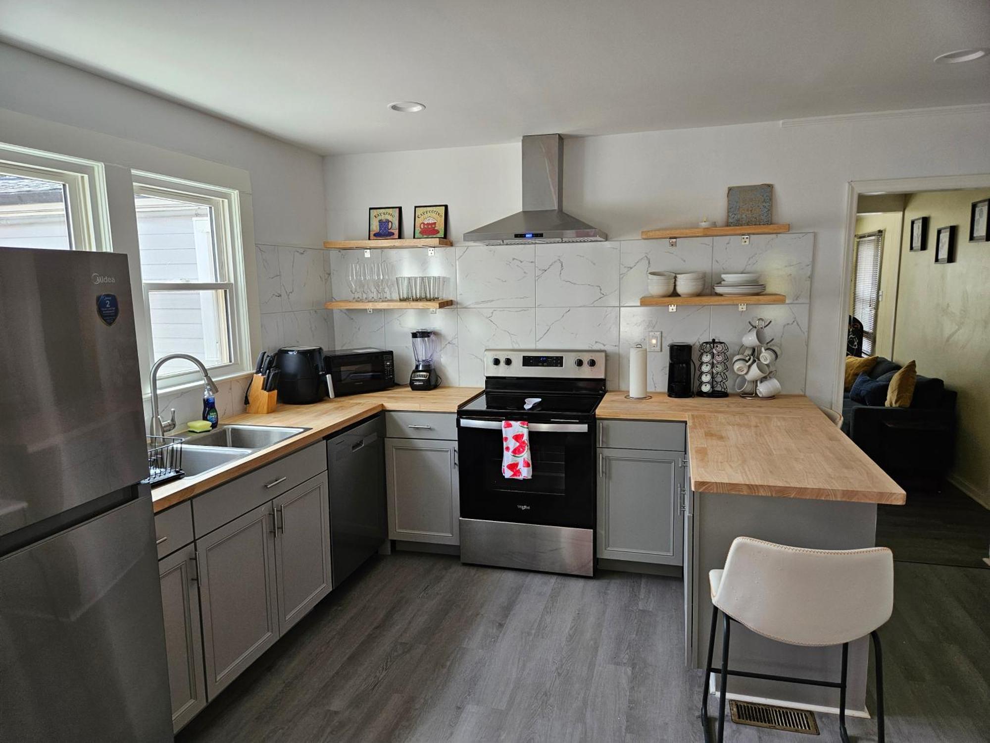 Private Single Level Standalone House Large Lot - 3 Bedrooms Шарлотт Экстерьер фото